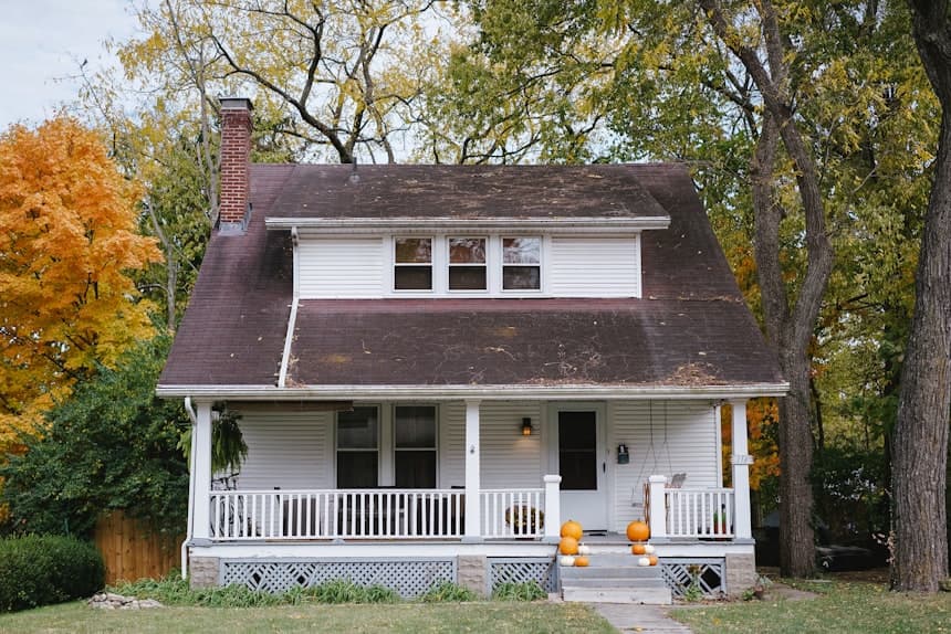 132 Elm St